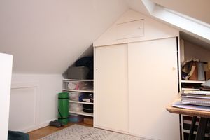 Photo 11- click for photo gallery